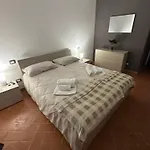 La Casa Dei Piloti, Intero Con Giardino Privato, 2 Da Letto E 2 Bagni Semesterbostad
