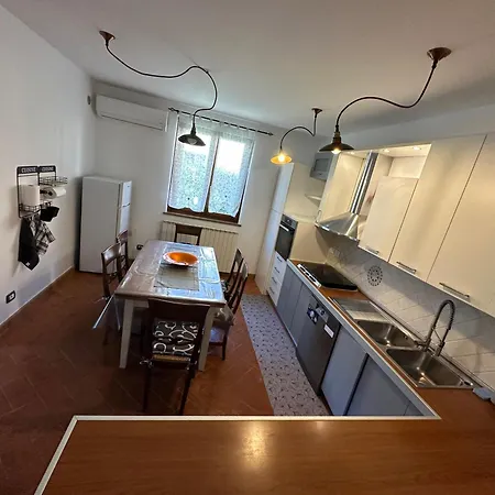 La Casa Dei Piloti, Intero Con Giardino Privato, 2 Da Letto E 2 Bagni Ferienhaus