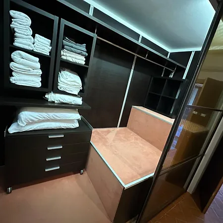 La Casa Dei Piloti, Intero Con Giardino Privato, 2 Da Letto E 2 Bagni Ferienhaus *