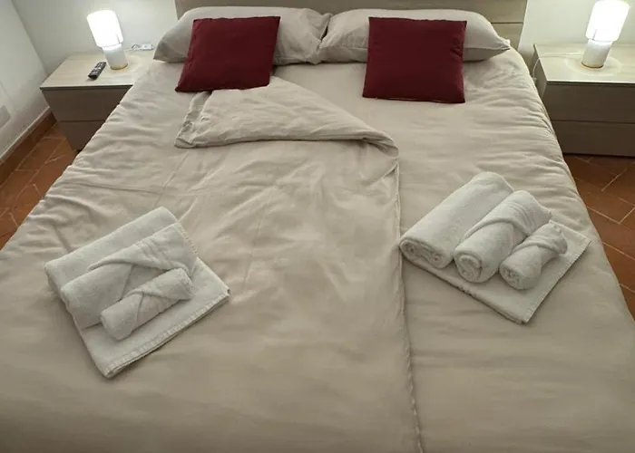 Casa vacanze La Casa Dei Piloti, Intero Con Giardino Privato, 2 Da Letto E 2 Bagni