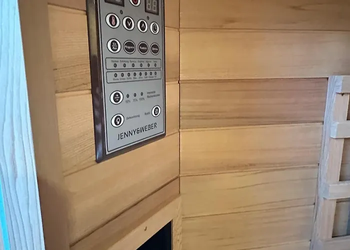 Holiday home La Casa Dei Piloti, Intero Con Giardino Privato, 2 Da Letto E 2 Bagni *